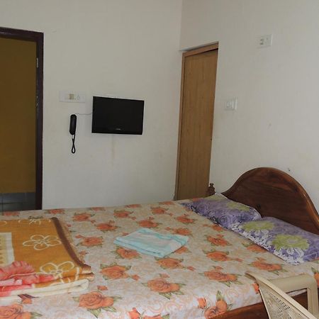 Surya Inn Konárka Pokoj fotografie
