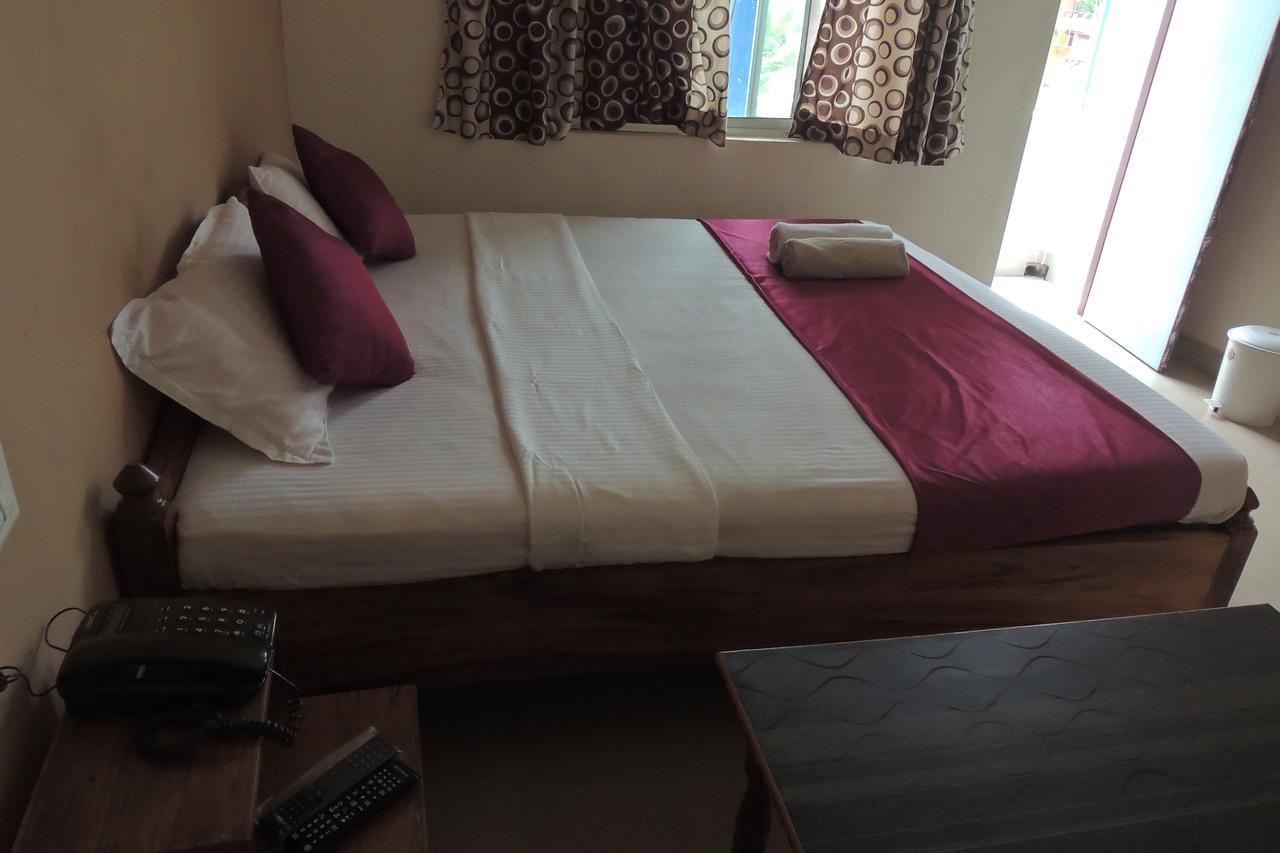 Surya Inn Konárka Exteriér fotografie
